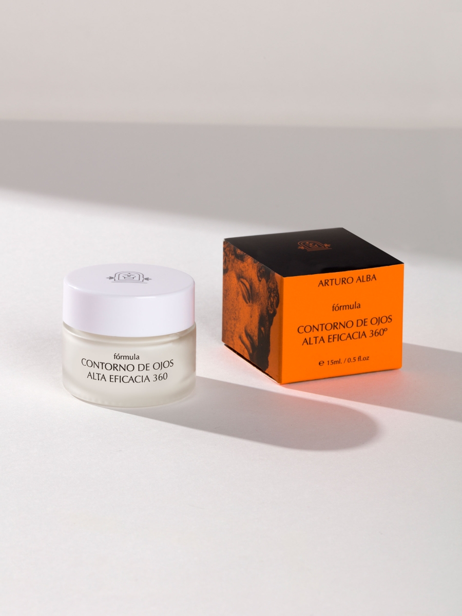 ARTURO ALBA CONTORNO OJOS